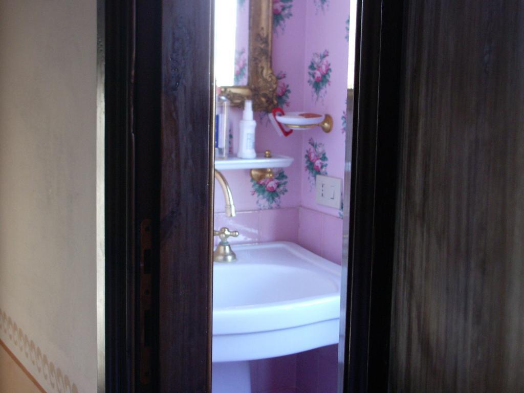 Villa Maria Bed & Breakfast, Corridonia, Marche Exterior photo